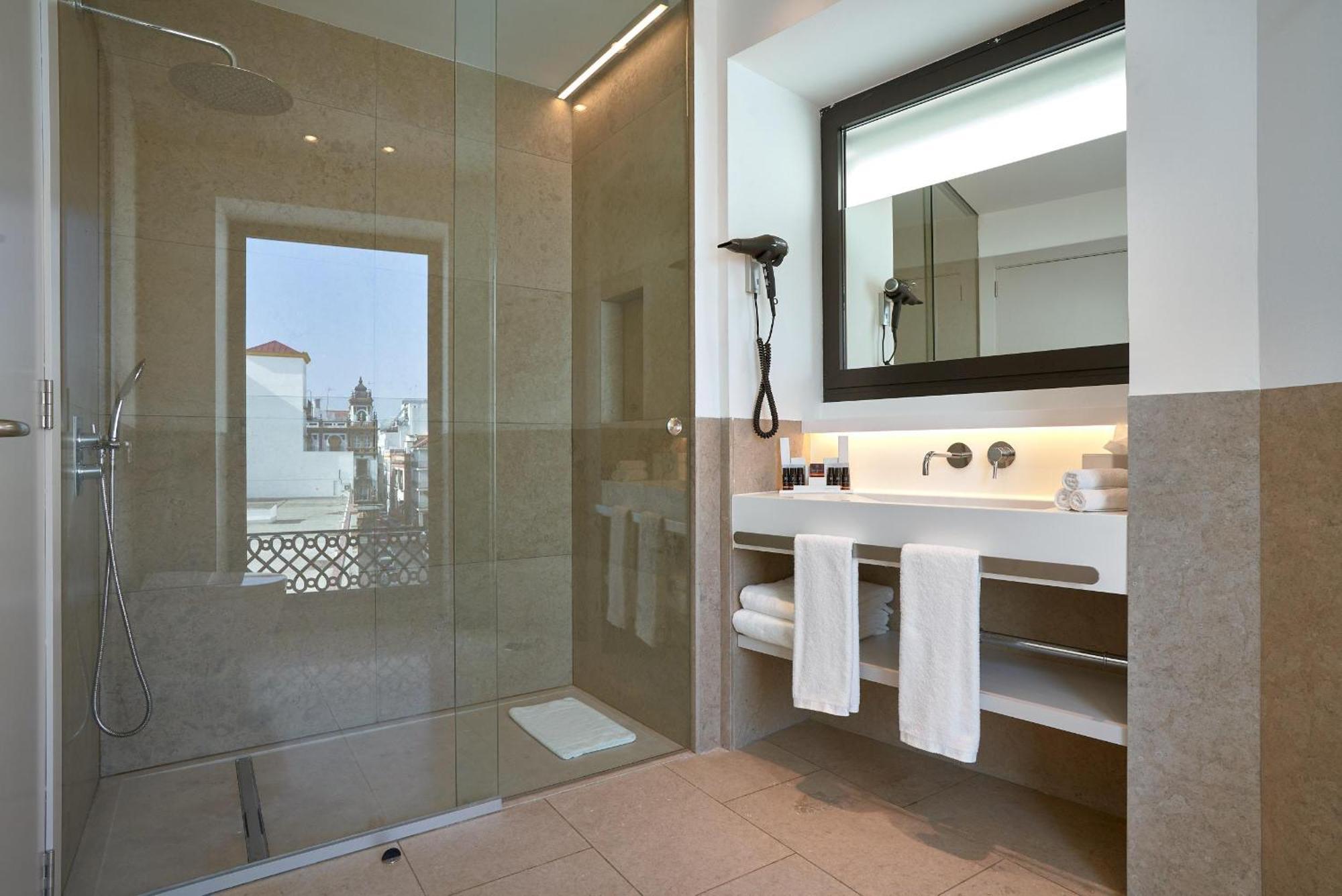 Hotel Kivir Sevilla Eksteriør bilde