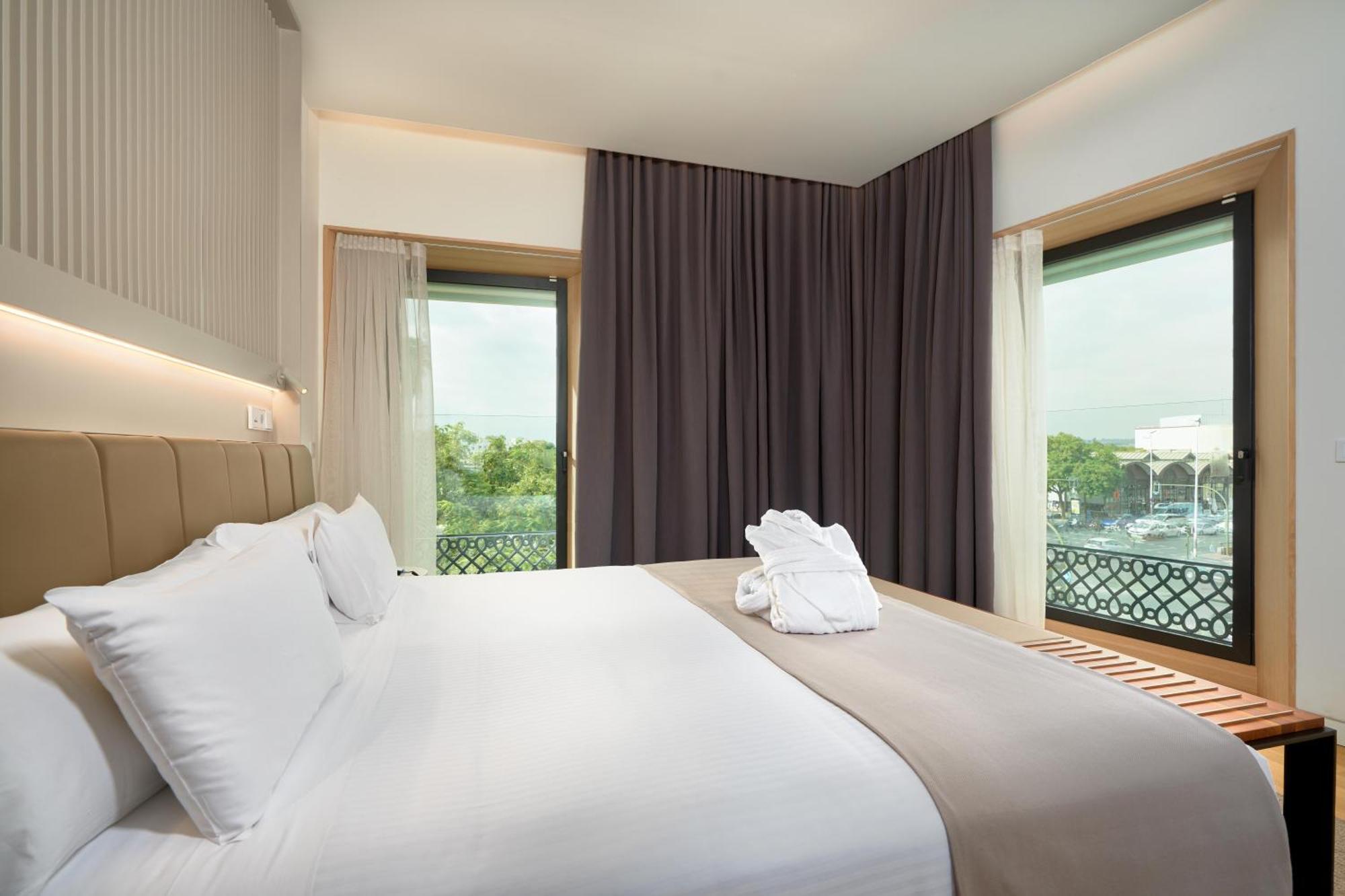 Hotel Kivir Sevilla Eksteriør bilde